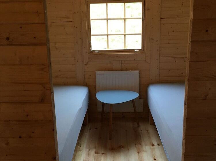 هتل Framtid Camping Lodging Barrels