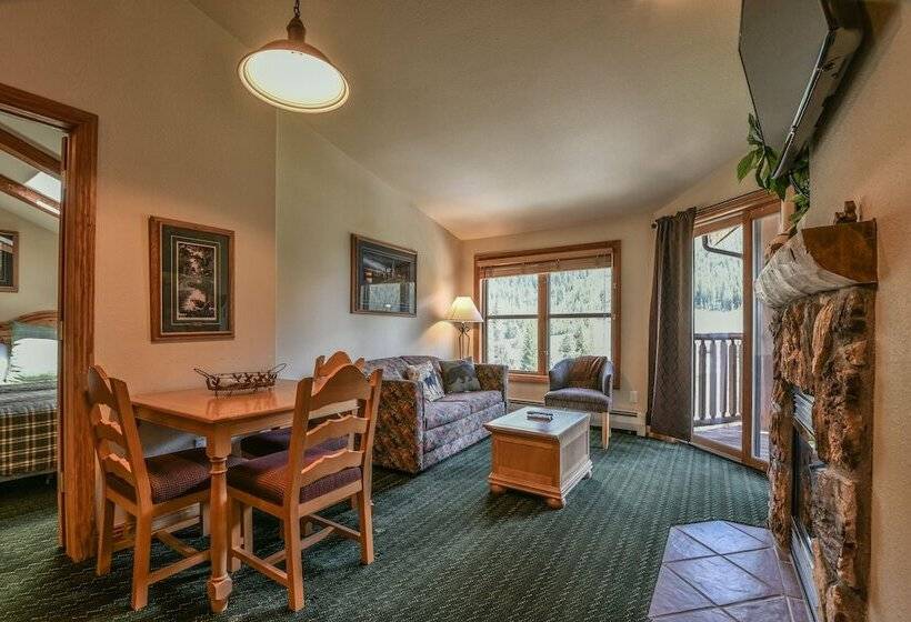 هتل Hidden River Lodge 5995