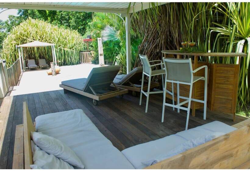 هتل Le Domaine Du Rocher Noir