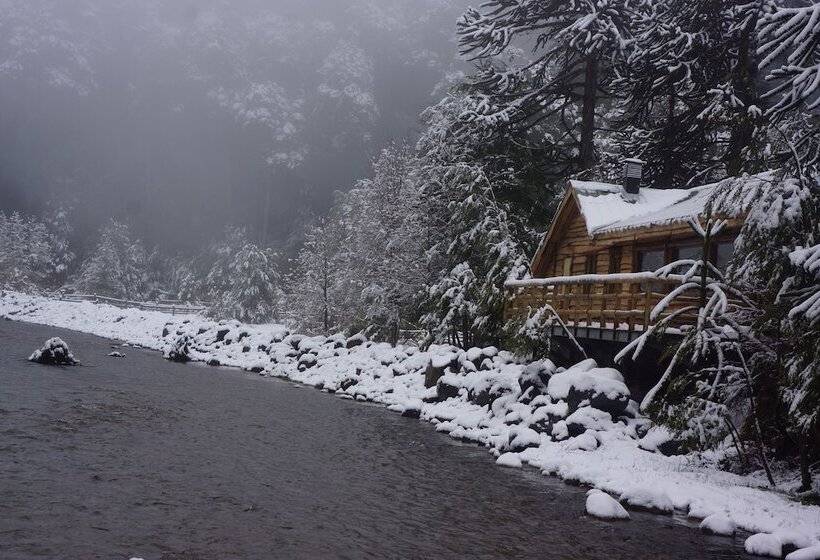 هتل Lodge Nevados De Sollipulli