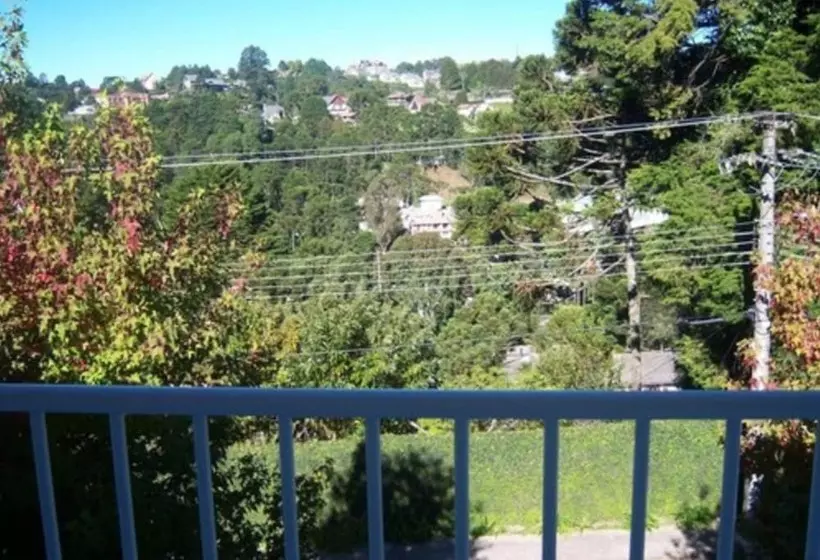 Hotelli Piano Piano Pousada Temática