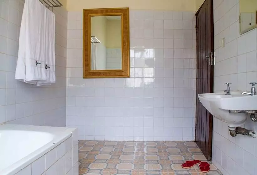 هتل Rukungiri Inn