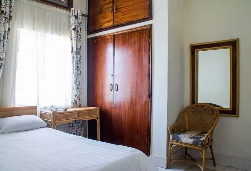 هتل Rukungiri Inn