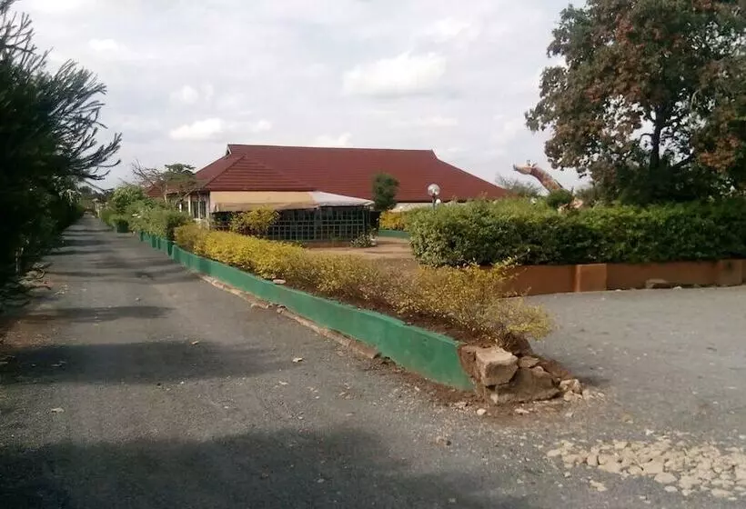 هتل Savannah Lodge Nguluni