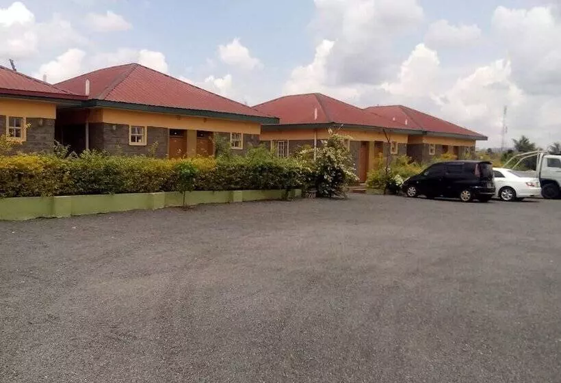هتل Savannah Lodge Nguluni