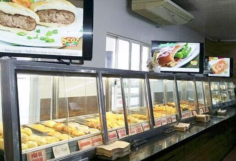 בית מלון כפרי Scoz