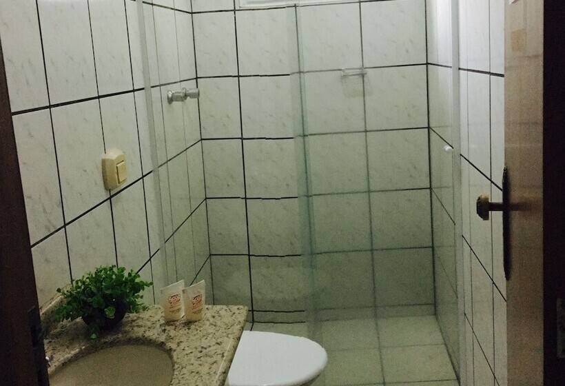 בית מלון כפרי Scoz