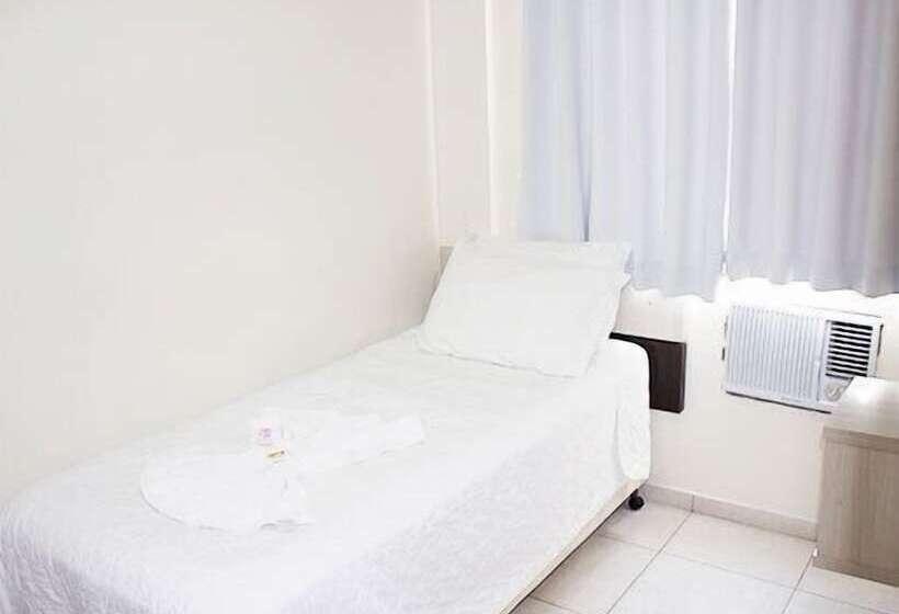 בית מלון כפרי Scoz