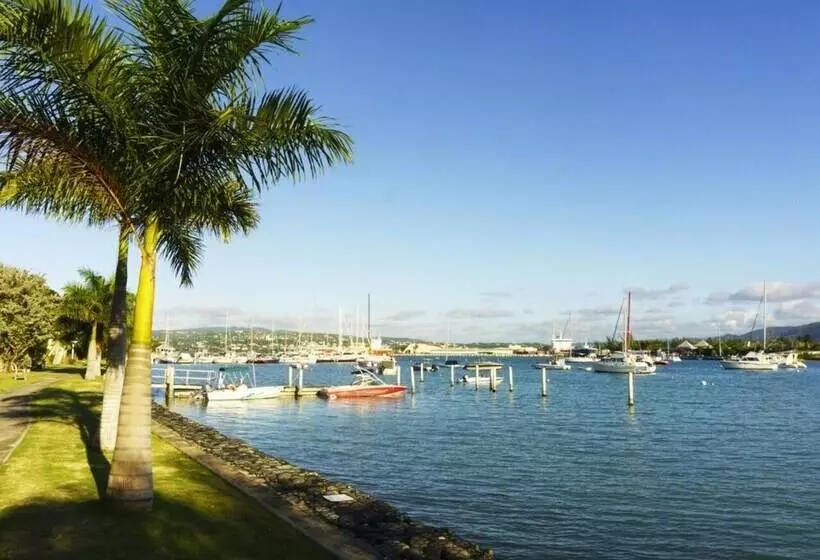 هتل Seawind On The Bay Beach Studio Olr