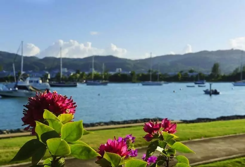 هتل Seawind On The Bay Beach Studio Olr