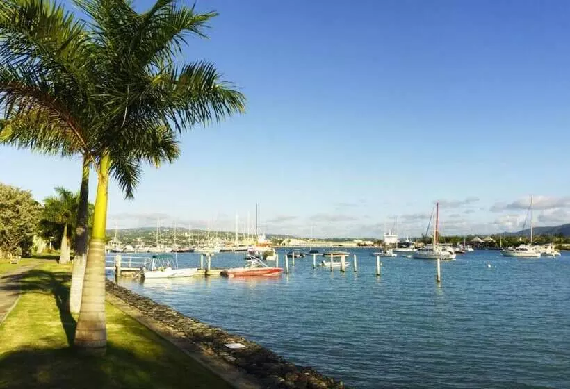 هتل Seawind On The Bay Beach Studio Olr