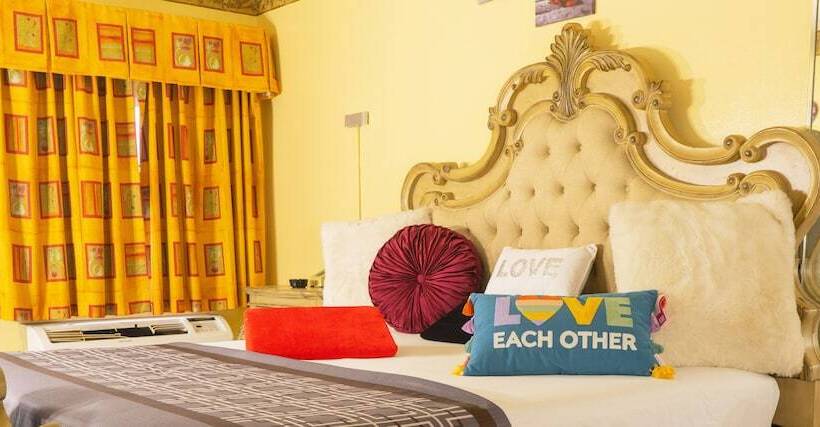 モーテル Luxe Inn And Suites