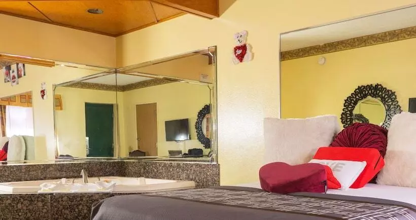 Motelli Luxe Inn And Suites