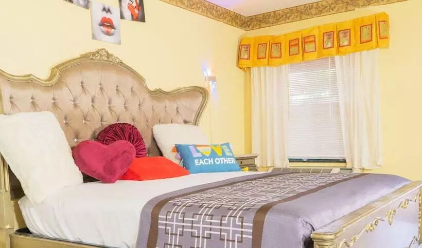 Motelli Luxe Inn And Suites