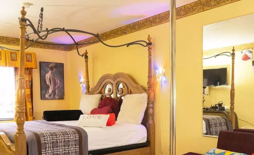 Motelli Luxe Inn And Suites