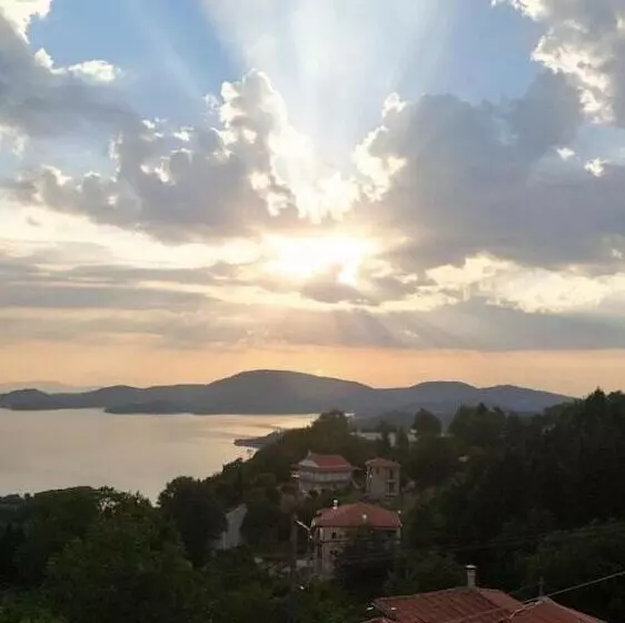 Majatalo Archontiko Zakoni