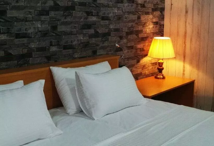 پانسیون Mathiveri Thundi Inn