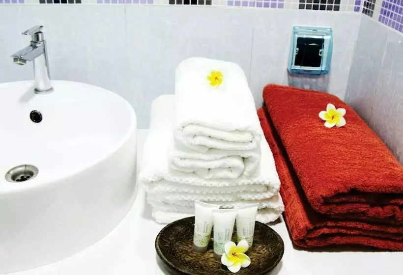پانسیون Mathiveri Thundi Inn