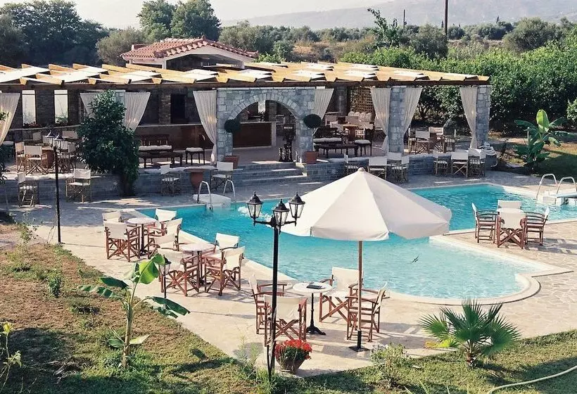 ペンション Nicolas Village Club