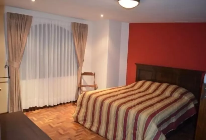 Running Chaski Hostel