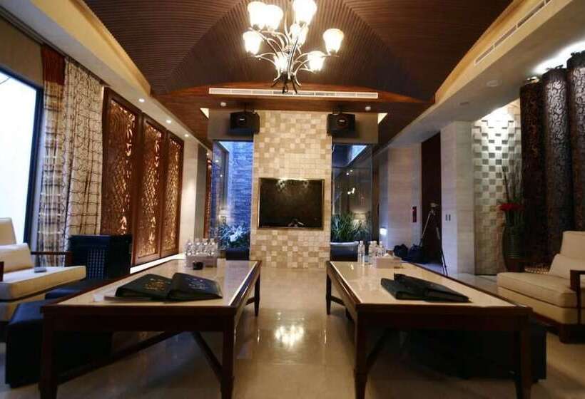 The Yorker De Luxe Motel