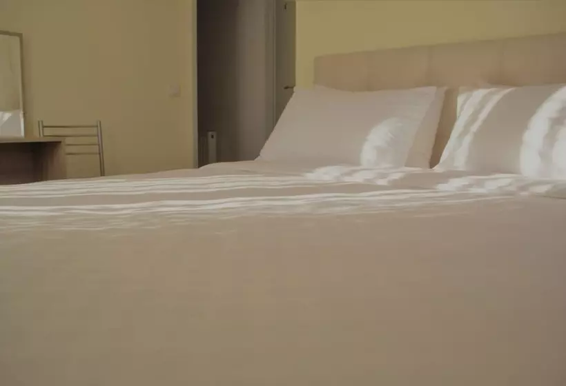 Ada Inan Butik Otel
