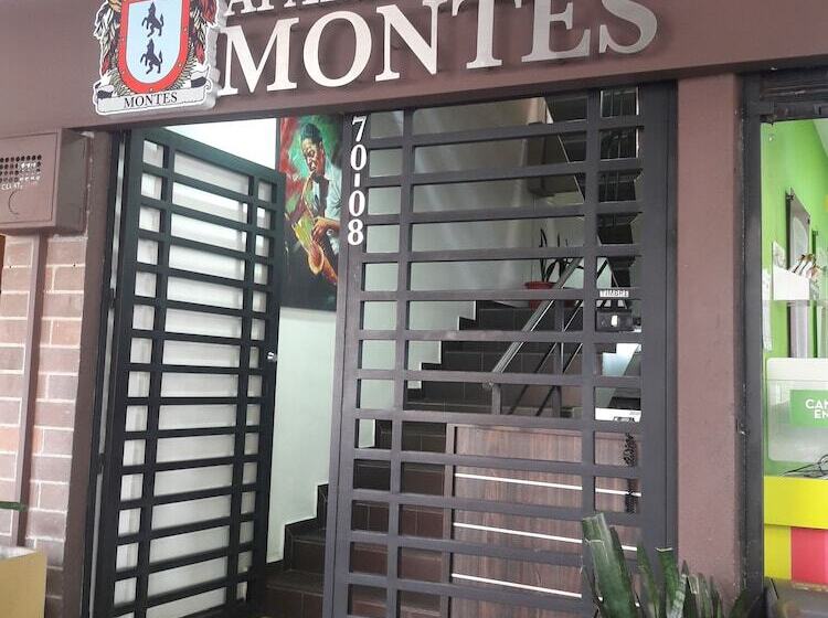 Apartahotel Montes La 70