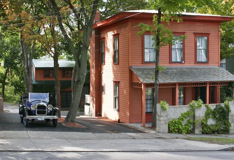 تختخواب و صبحانه Inn On Columbia