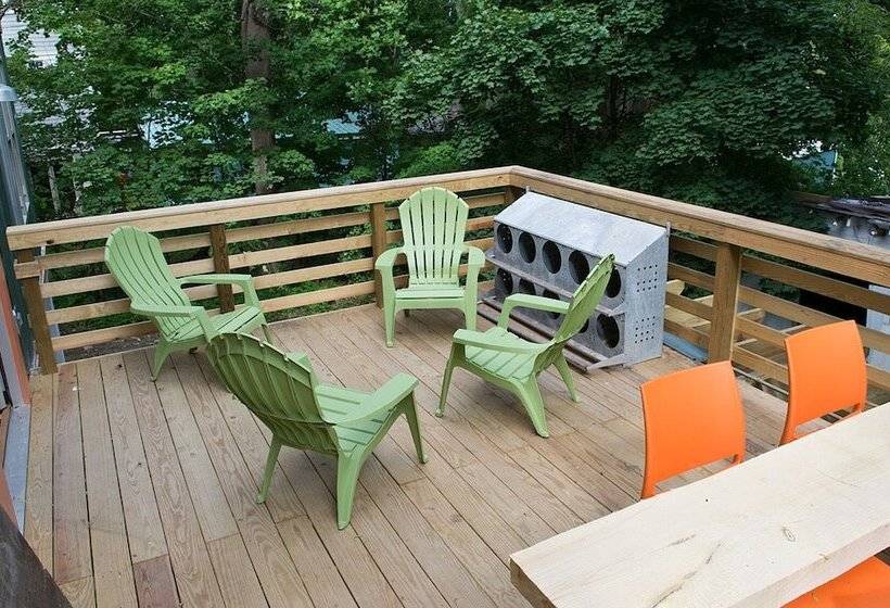 تختخواب و صبحانه Inn On Columbia