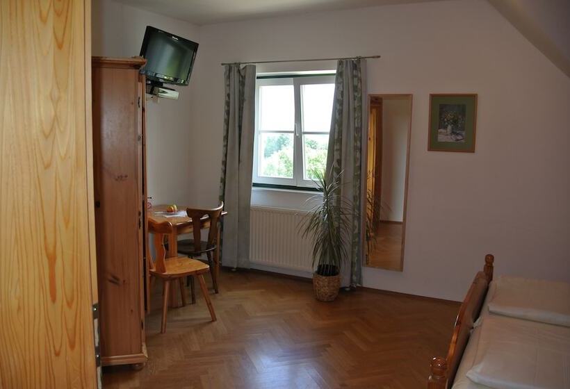 مبيت وإفطار Weingut Primus Südsteiermark