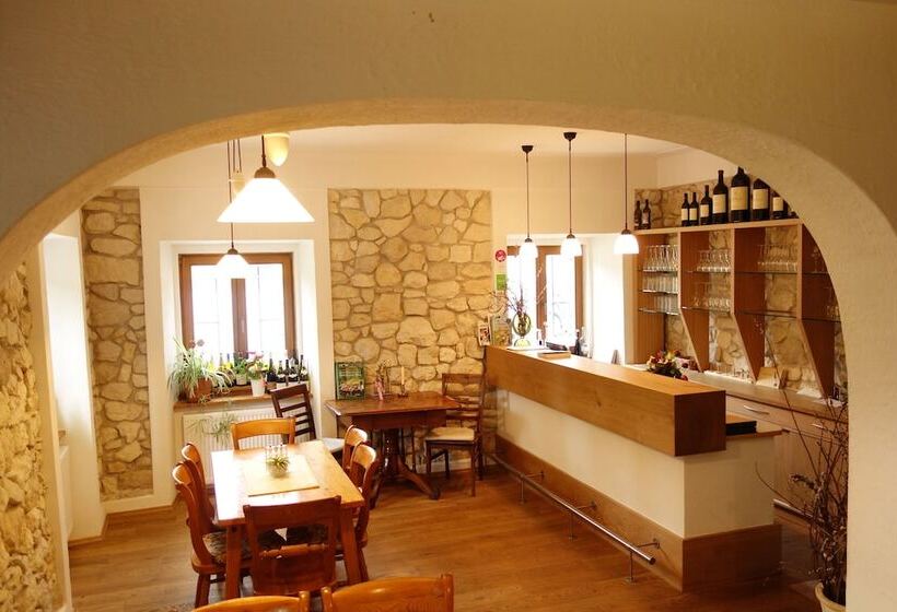 مبيت وإفطار Weingut Primus Südsteiermark