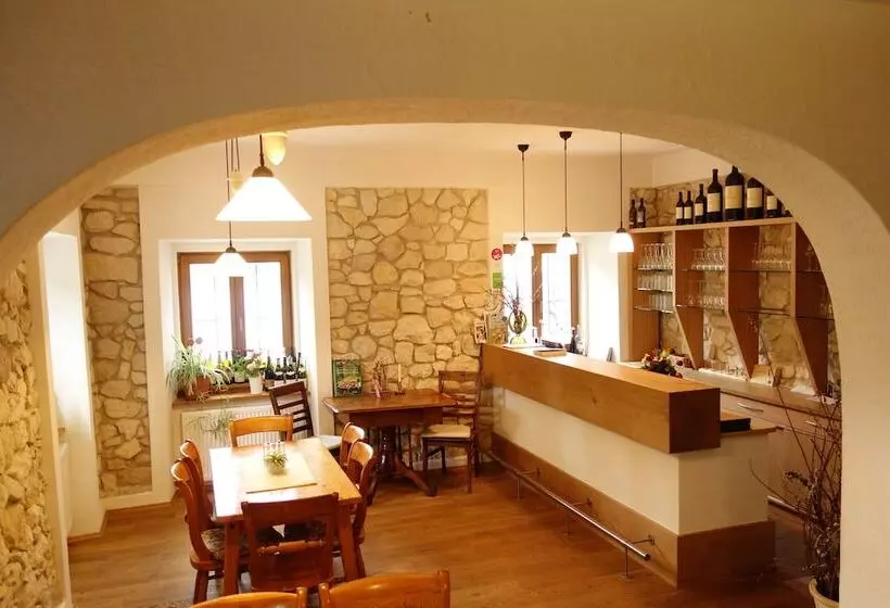 ベッドアンドブレックファースト Weingut Primus   Südsteiermark