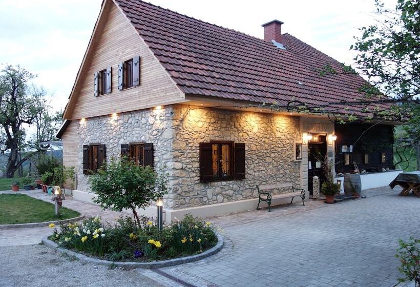 مبيت وإفطار Weingut Primus Südsteiermark