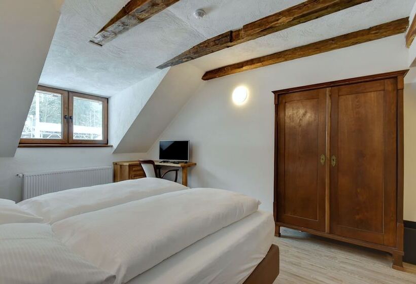 Bed and Breakfast Zámecká Fořtovna P. Metternich