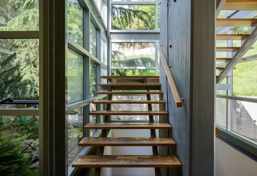 Gefiri Plakas Hotel By Konnect, Tzoumerka