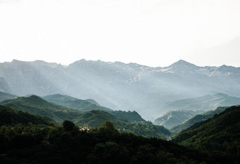 Gefiri Plakas Hotel By Konnect, Tzoumerka