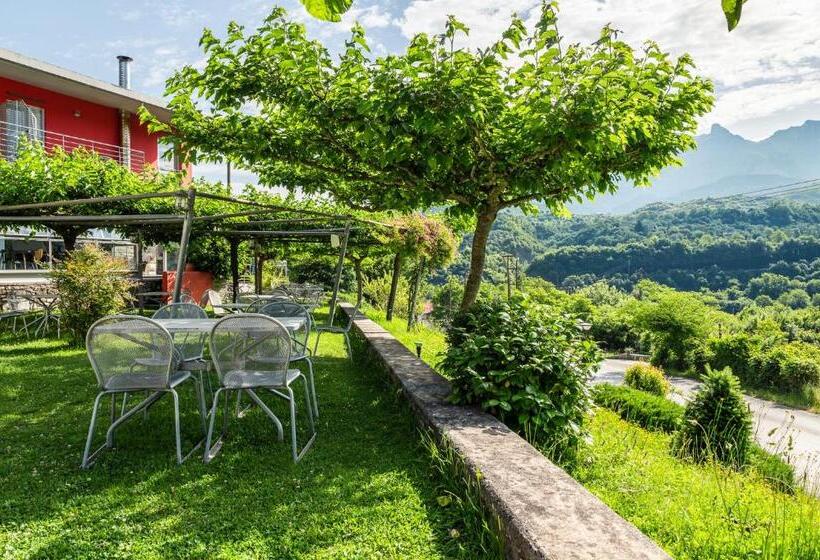 Gefiri Plakas Hotel By Konnect, Tzoumerka