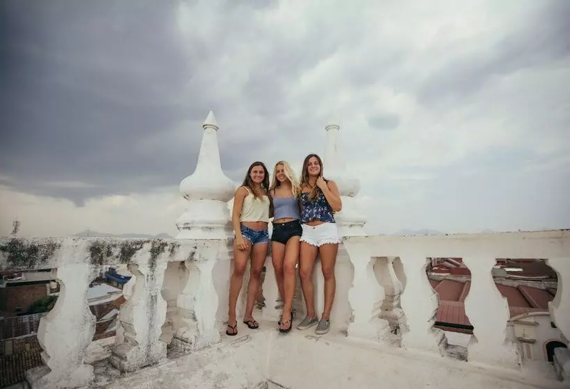 Hostal Los Chamos   Hostel