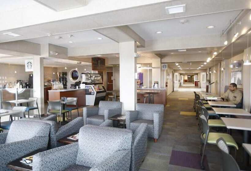 فندق Arctic Oilfield