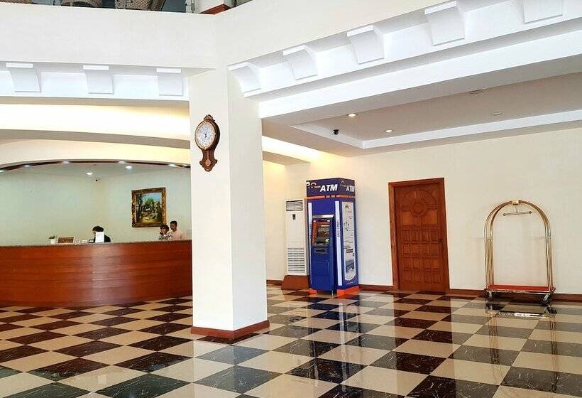 هتل Aye Chan Thar