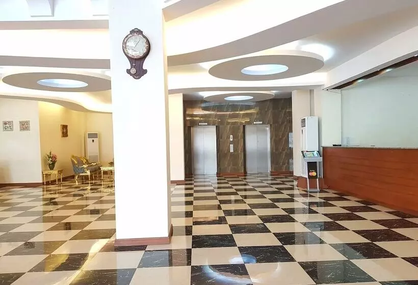 هتل Aye Chan Thar