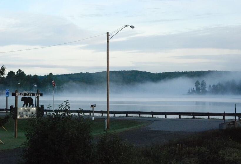 فندق Bear Paw Inn