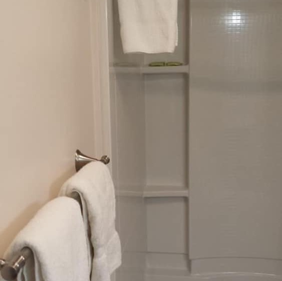 فندق Bear Paw Inn