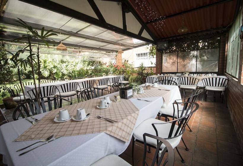 Отель Cabaña Suiza