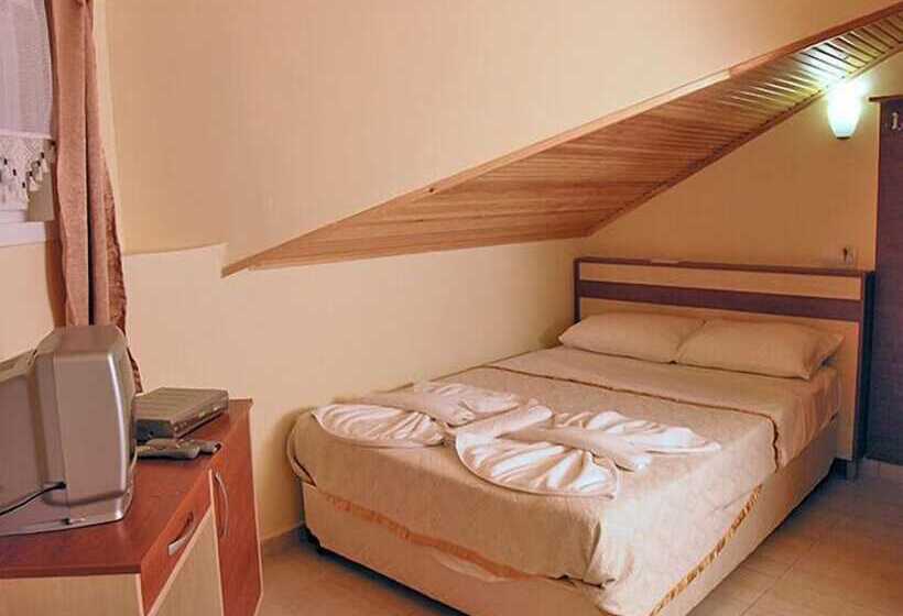 בית מלון כפרי Club Pedalisa Ağva