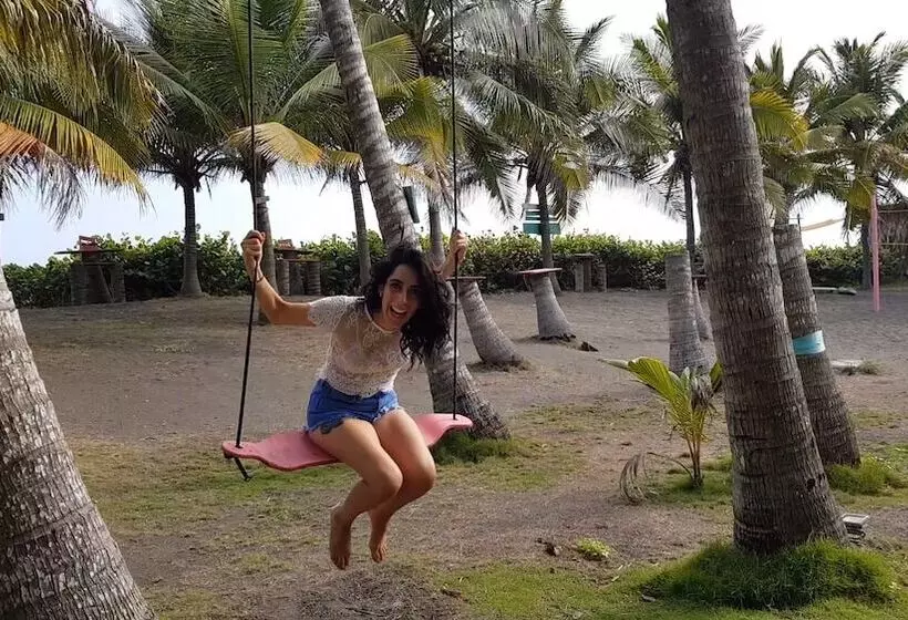ホテル Cocori Lodge Monterrico