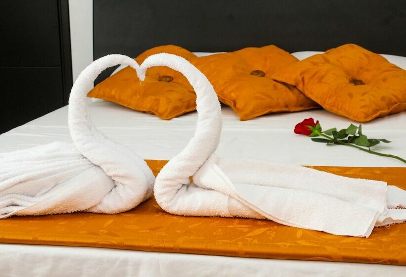 فندق La Llanerita