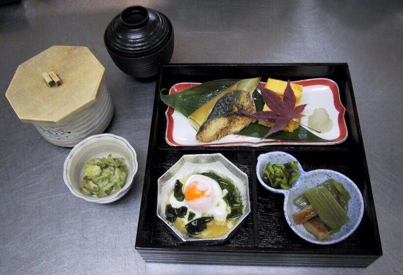 Otel Lakeside Sakuraoka