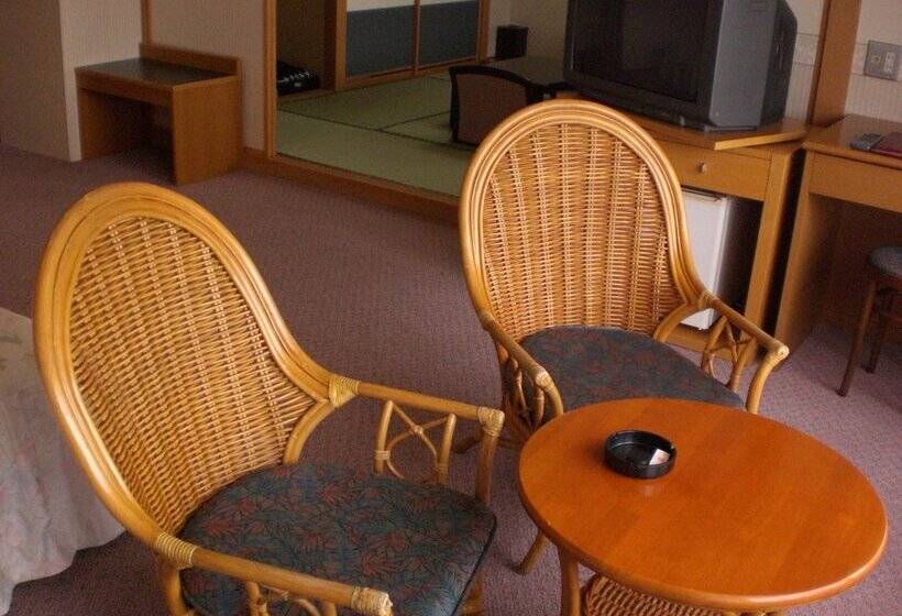 Otel Lakeside Sakuraoka