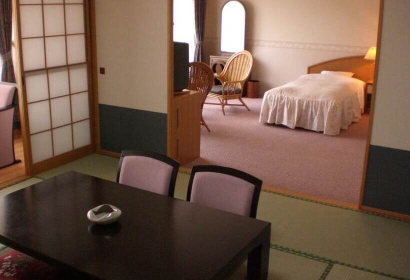 Otel Lakeside Sakuraoka